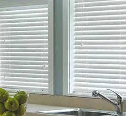 Persiana – Madeira Natural ou Pintada 50 mm